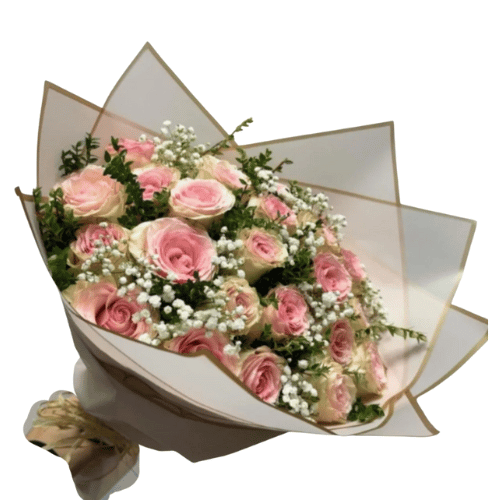 Elegante Ramo de Rosas y Gipsofilia